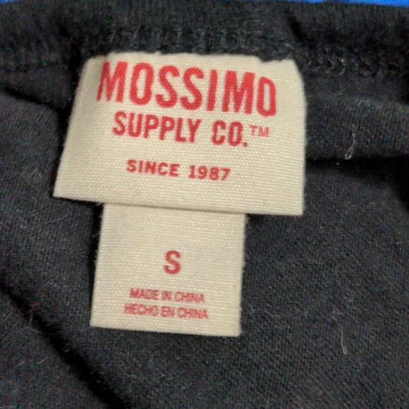 Mossimo "Born to Roam" tshirt - Picture 4 of 5